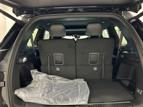 New 2025 Jeep Grand Cherokee L Altitude image 34