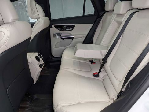 Certified 2026 Mercedes-Benz GLC 300 4MATIC image 24