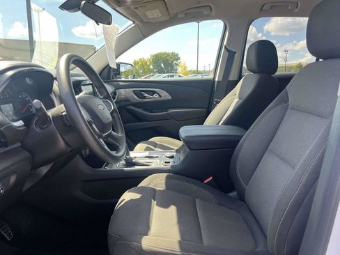 Used 2020 Chevrolet Traverse LS FWD image 18