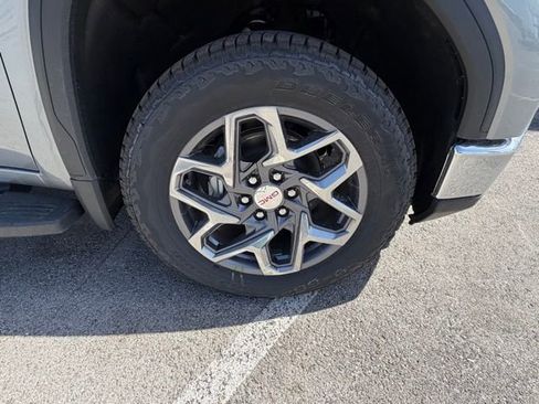 New 2026 GMC Sierra 1500 SLT AWD/4WD image 3