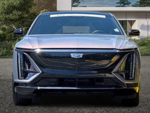 Certified 2024 Cadillac Lyriq Sport RWD image 9