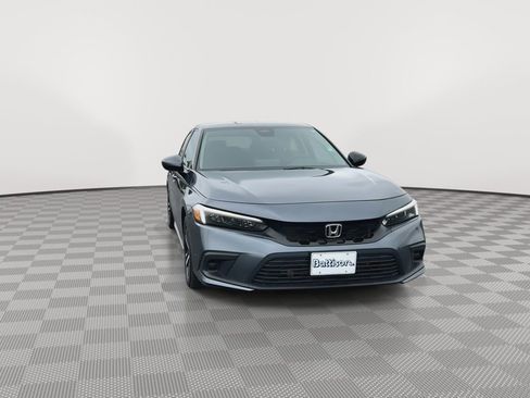 Used 2023 Honda Civic LX image 2