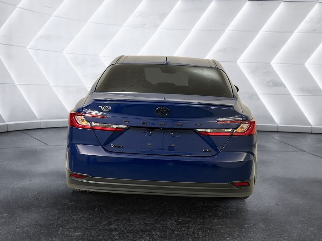 Used 2025 Toyota Camry LE w/ Convenience Package FWD image 5