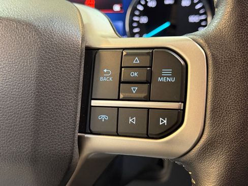 Used 2024 Ford Expedition Max XLT image 26