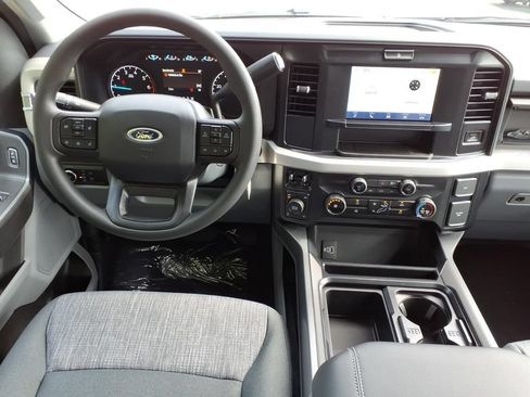 New 2026 Ford F350 XLT w/ FX4 Off-Road Package AWD/4WD image 18