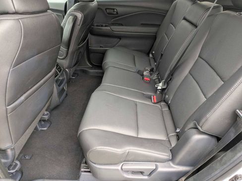 Certified 2023 Honda Passport EX-L image 19