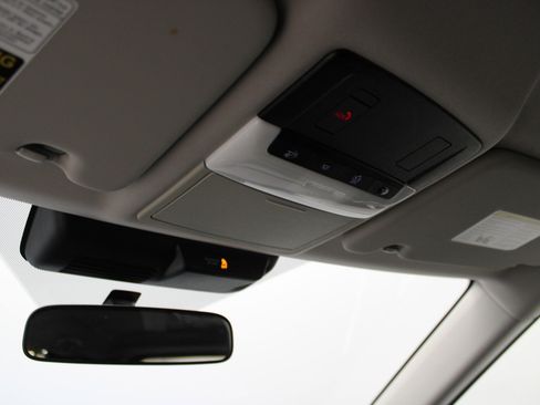 Used 2024 Mitsubishi Outlander SE image 24