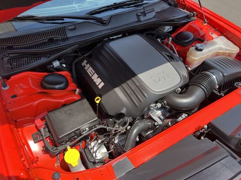 Used 2023 Dodge Challenger R/T w/ Plus Package image 28