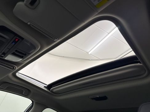 Certified 2025 Subaru Crosstrek 2.5i Limited image 23