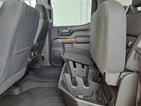 Used 2021 Chevrolet Silverado 1500 LT Trail Boss w/ LPO, Dark Essentials Package AWD/4WD image 28