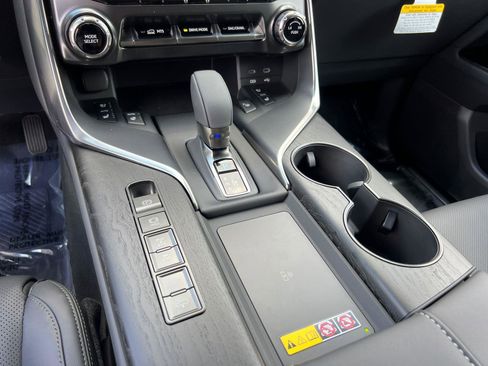 New 2025 Lexus LX 700h Overtrail image 25