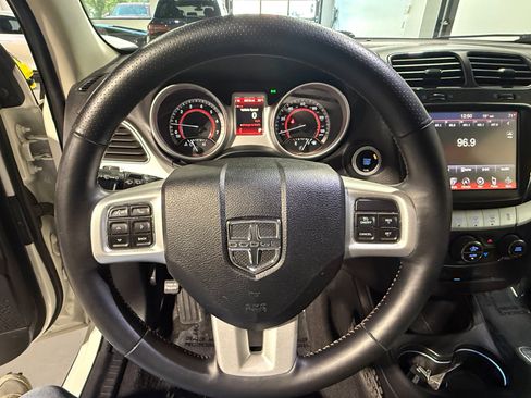 Used 2018 Dodge Journey GT AWD/4WD image 17