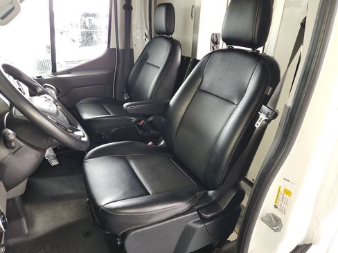 Used 2022 Ford Transit 350 DRW RWD image 13