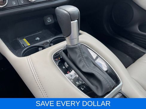 Used 2024 Honda HR-V EX-L image 12