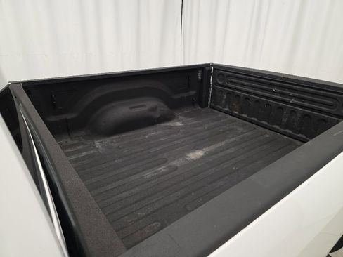 Used 2025 RAM 2500 Big Horn AWD/4WD image 9