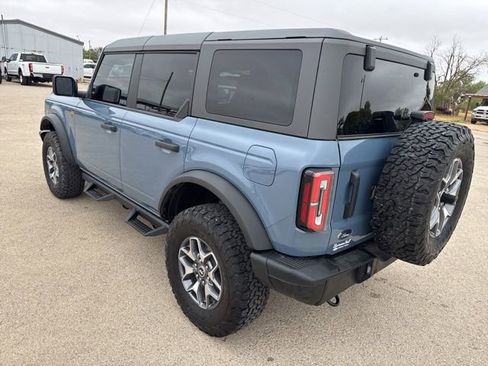Used 2025 Ford Bronco Badlands AWD/4WD image 6