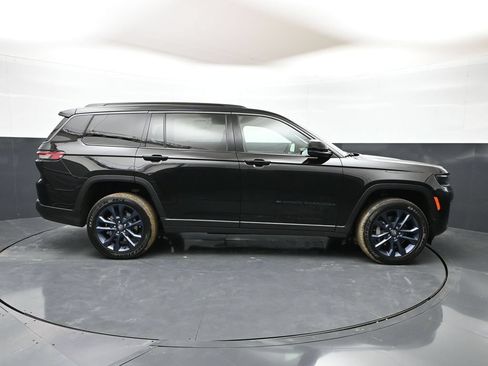 New 2026 Jeep Grand Cherokee L Limited AWD/4WD image 42