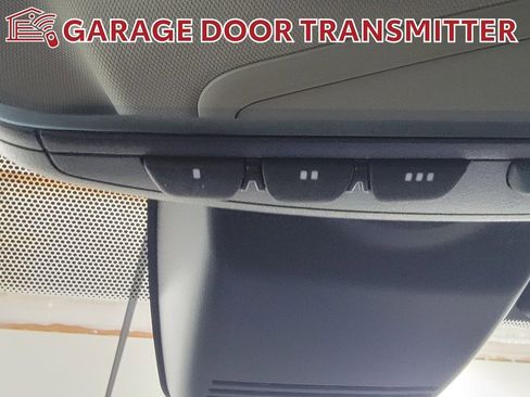 Used 2023 Toyota RAV4 Limited image 28