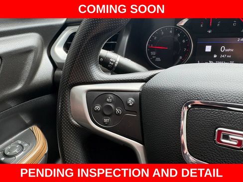 Used 2023 GMC Acadia SLE w/ Driver Convenience Package AWD/4WD image 26