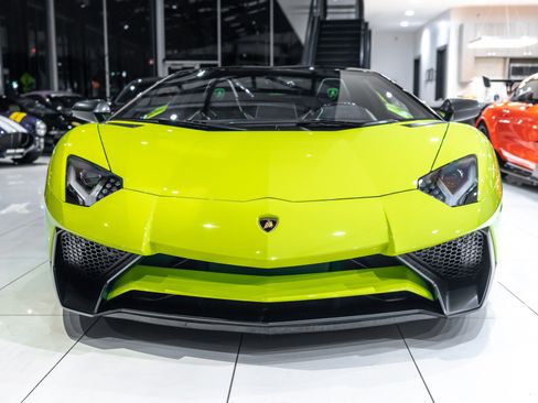 Used 2016 Lamborghini Aventador LP 750-4 Superveloce AWD/4WD image 7