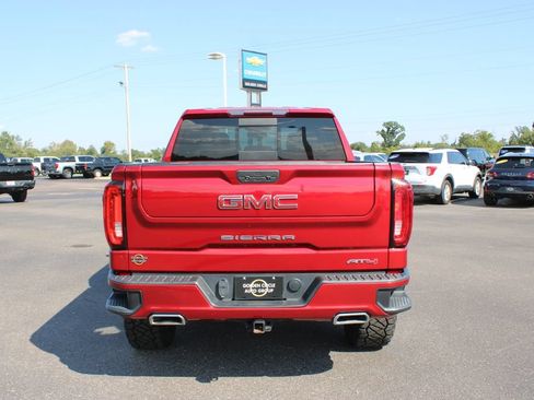 Used 2022 GMC Sierra 1500 AT4 w/ AT4 Preferred Package AWD/4WD image 8