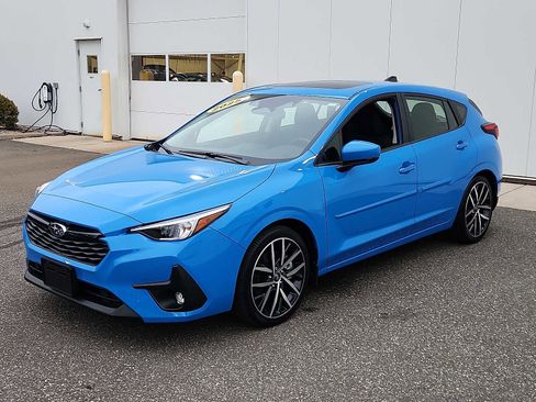 Certified 2025 Subaru Impreza 2.0i Sport image 3