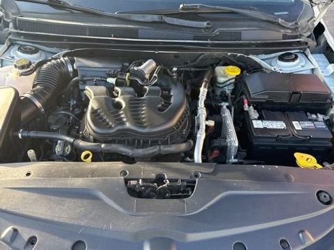 Used 2015 Chrysler 200 C w/ Navigation & Sound Group I image 19