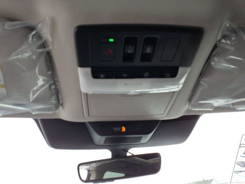 New 2026 Nissan Pathfinder Platinum image 23