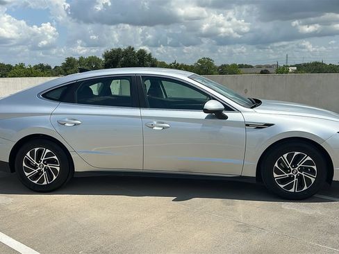 Used 2026 Hyundai Sonata Blue FWD image 13