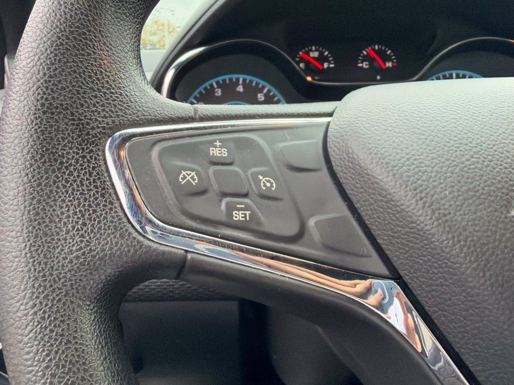 Used 2017 Chevrolet Cruze LT w/ Convenience Package FWD image 14