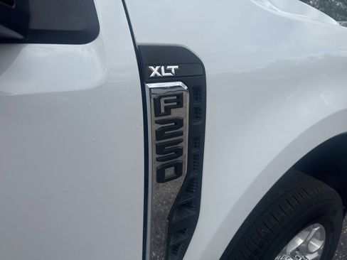 Used 2025 Ford F250 XLT image 23