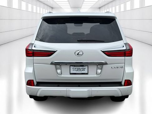 Used 2017 Lexus LX 570 4WD image 6
