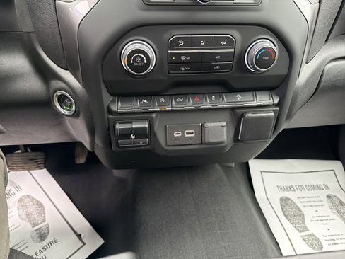 Used 2024 Chevrolet Silverado 1500 Custom Trail Boss image 22