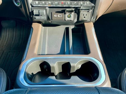 Used 2023 GMC Sierra 2500 Denali w/ Denali Ultimate Package image 38