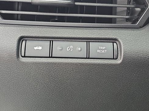 Certified 2023 Nissan Altima 2.5 SR image 24