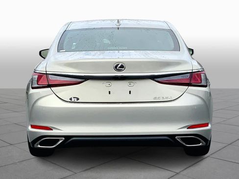 Certified 2024 Lexus ES 350 w/ Premium Package image 4