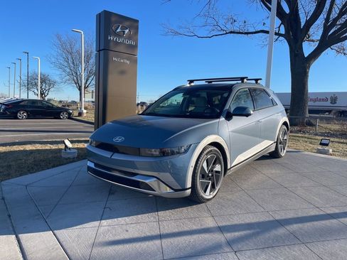 New 2026 Hyundai Ioniq 5 Limited image 1