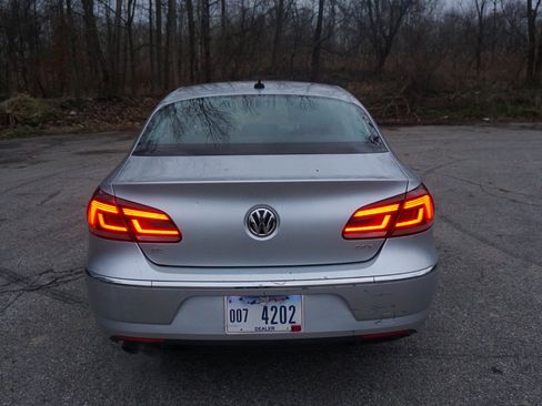 Used 2014 Volkswagen CC Executive image 4