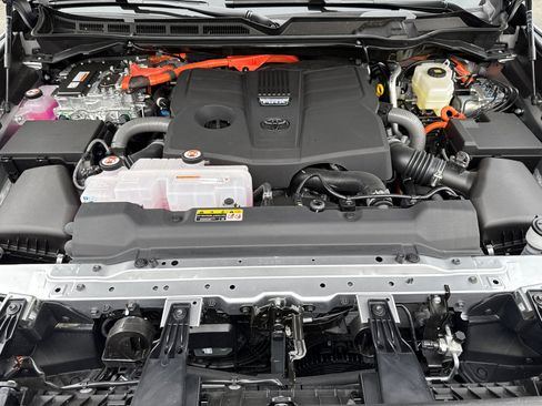 New 2026 Toyota Tundra Platinum image 15