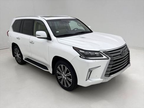 Certified 2021 Lexus LX 570 4WD w/ Luxury Package image 6