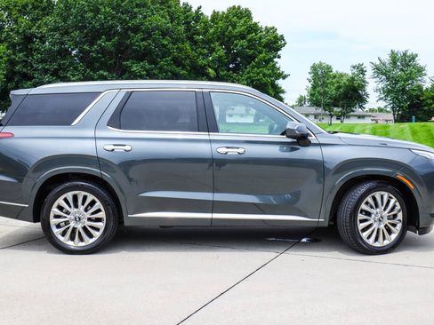 Used 2020 Hyundai Palisade Limited FWD image 5