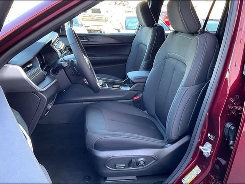 New 2026 Jeep Grand Cherokee Laredo X AWD/4WD image 8