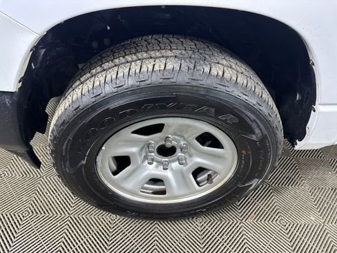 Used 2023 RAM 1500 Tradesman image 10