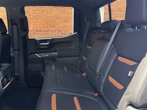 Used 2019 GMC Sierra 1500 AT4 w/ AT4 Preferred Package AWD/4WD image 15