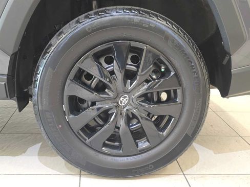 Certified 2023 Toyota RAV4 LE AWD/4WD image 8