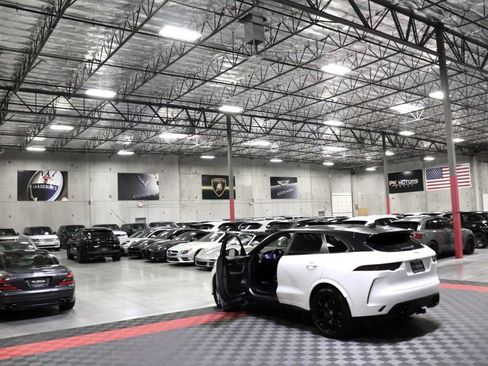 Used 2020 Jaguar F-PACE SVR AWD/4WD image 14