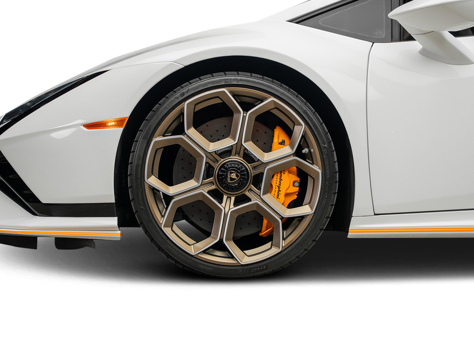 Used 2023 Lamborghini Huracan Tecnica RWD image 22