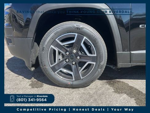 New 2026 Jeep Cherokee Limited image 24