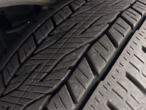 Used 2024 Chevrolet Suburban Premier image 43