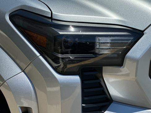 New 2026 Toyota Tacoma SR5 RWD image 28